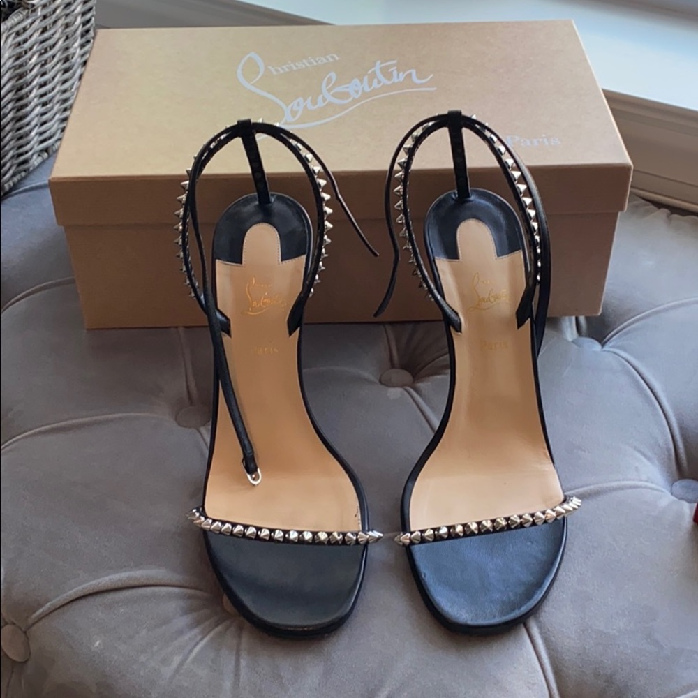 So Me Studded Christian Louboutin heels size 9